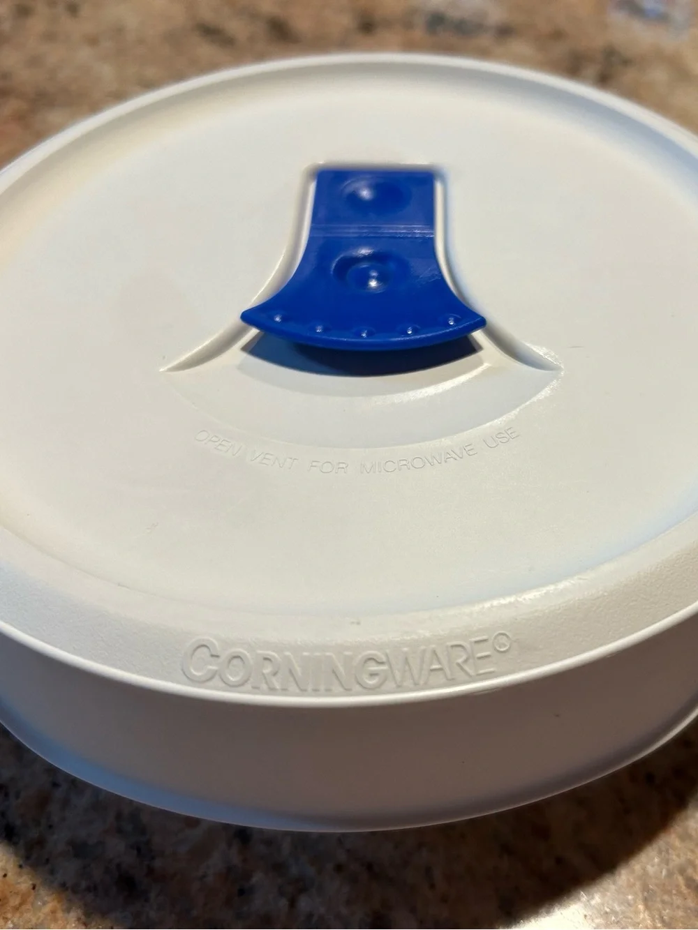 Corningware P-24B French White 24 oz. Casserole Pair w/F24VPC Microwave Vent Lid